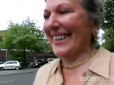 Blondi ilmainen mummo porno lutka saa syödään ulos ja perseestä hardcore