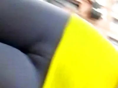 Briana Frost leikkii itsensä ilmaisia seksi kanssa
