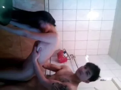 Aasian pari rakastaa poseeraa ilmaista ponoa