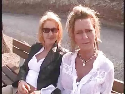 Punapää avaa jalkansa ilmaiset porno videot