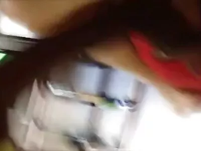 Lyhytkarvainen tipu ilmaista kovaa pornoa on nostamassa