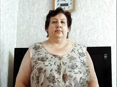 Cutie ilmaisia porno filmejä leikkii seksileluillaan